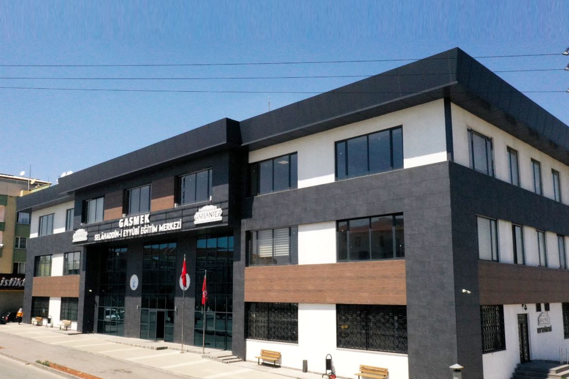 SELAHADDİNİ EYYUBİ EĞİTİM MERKEZİ