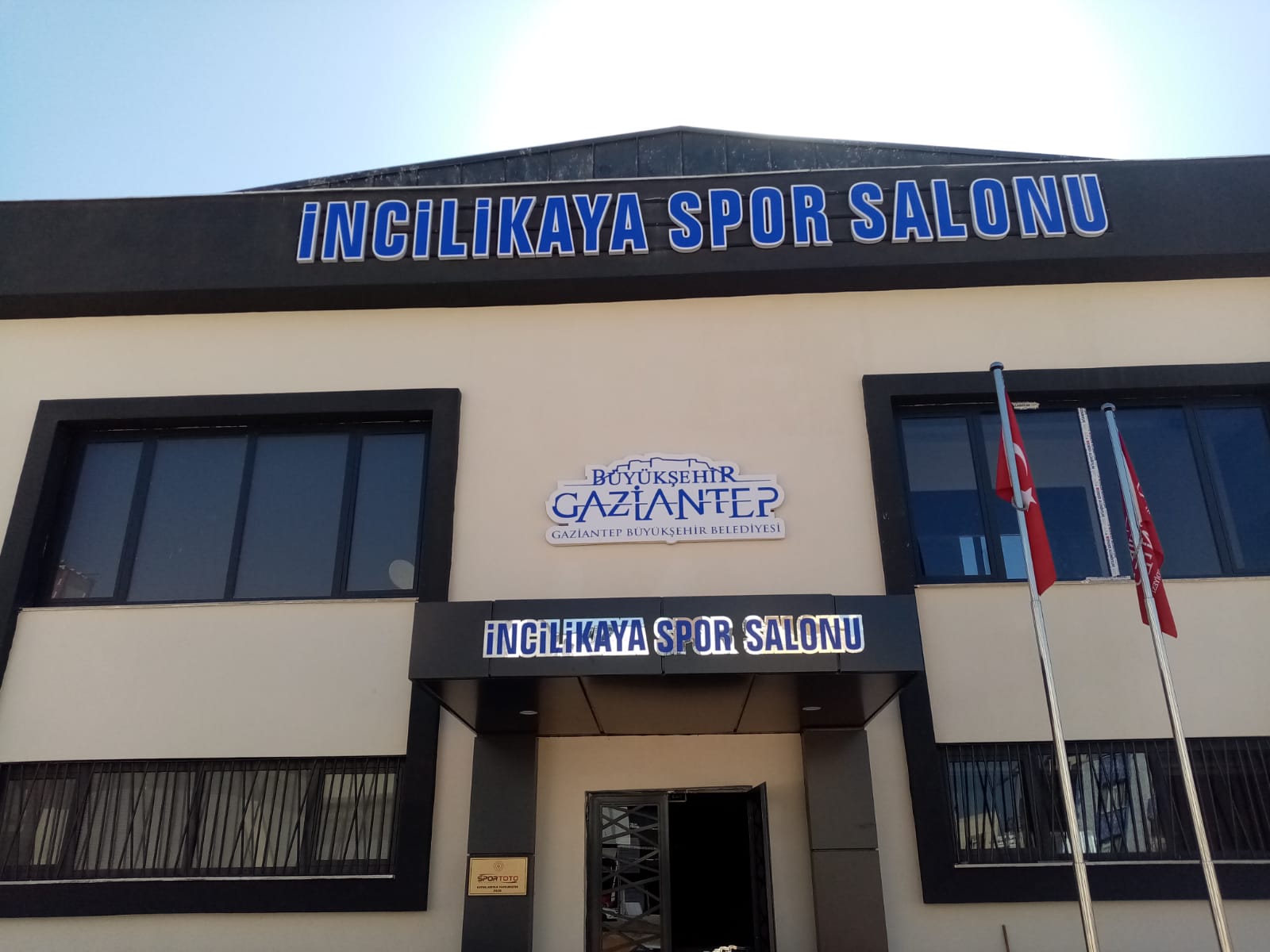 İNCİLİKAYA SPOR SALONU