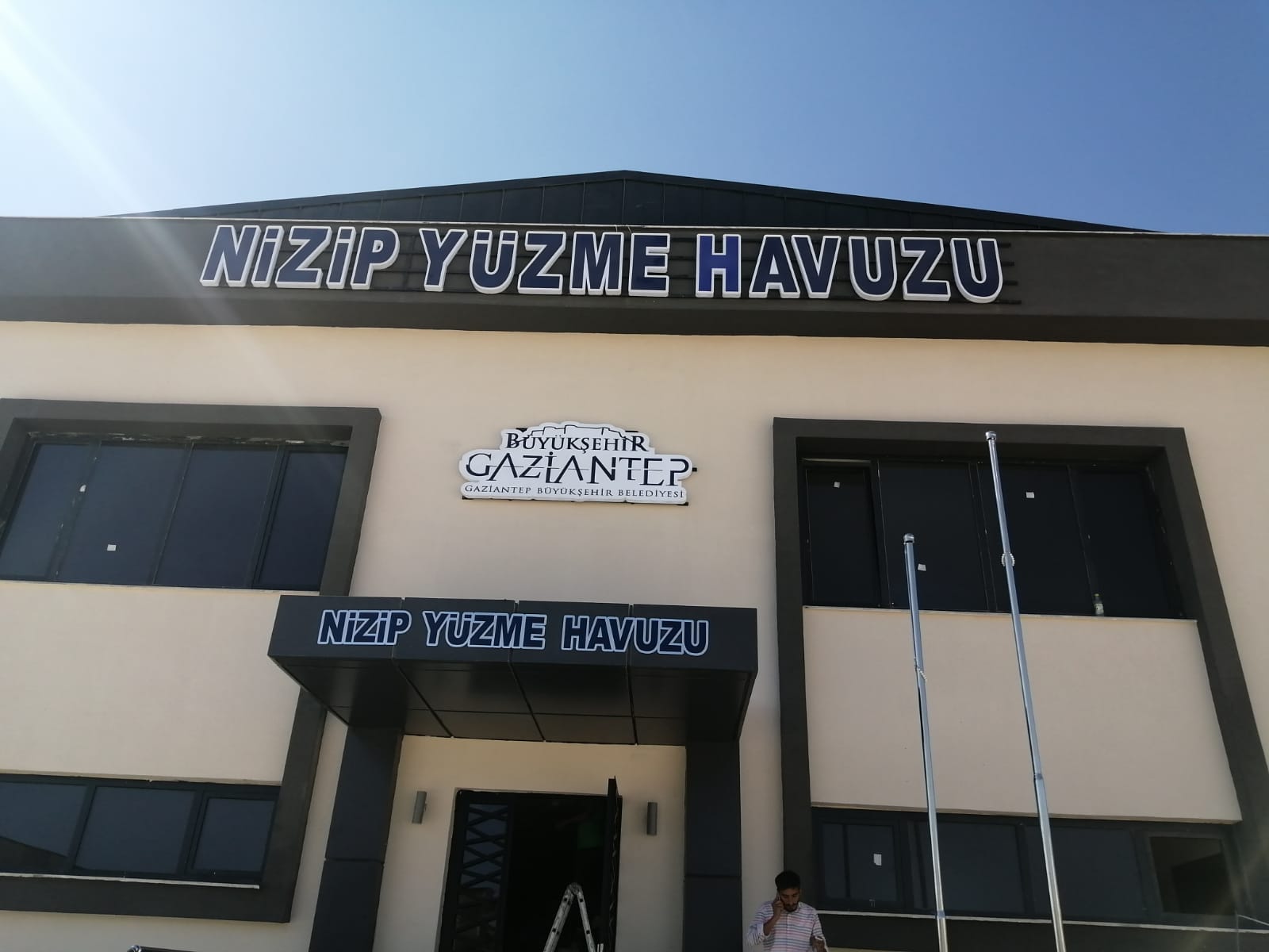 NİZİP YÜZME HAVUZU