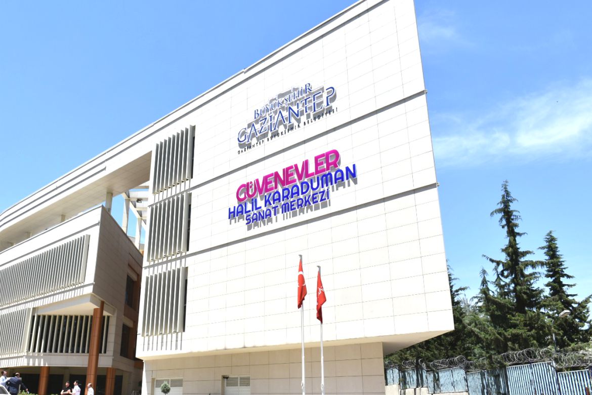 GÜVENEVLER HALİL KARADUMAN SANAT VE EĞİTİM MERKEZİ