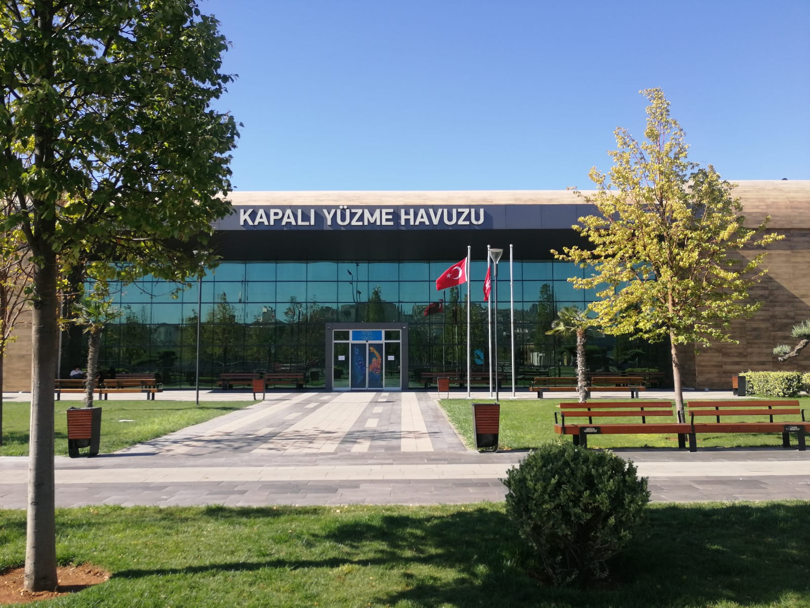 KAMİL OCAK YÜZME HAVUZU